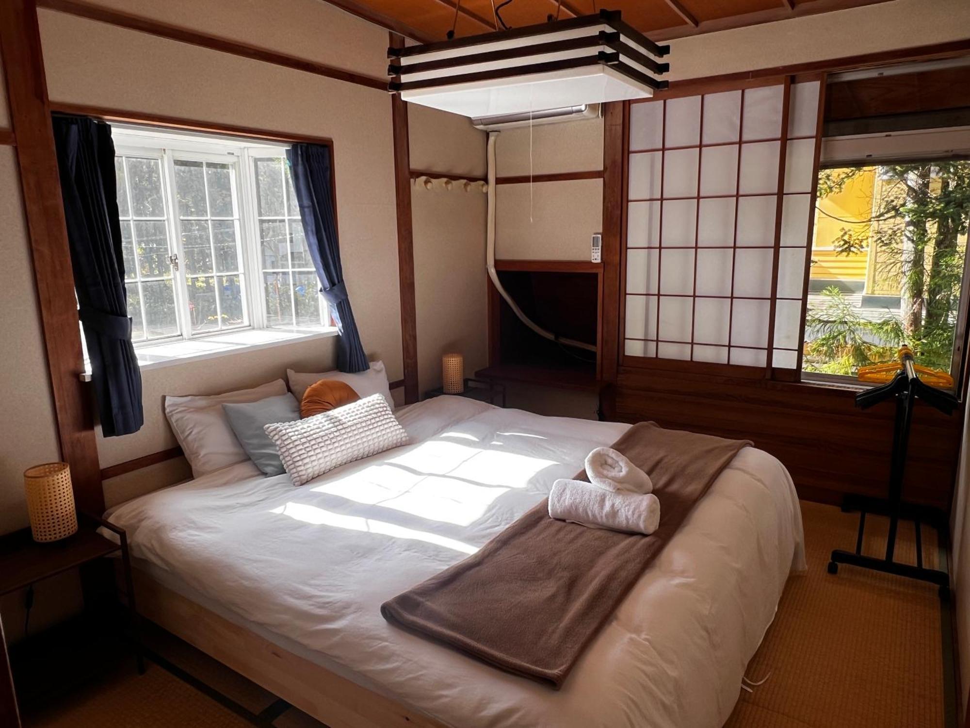 Hotel Sneaky Peaks Hakuba Esterno foto