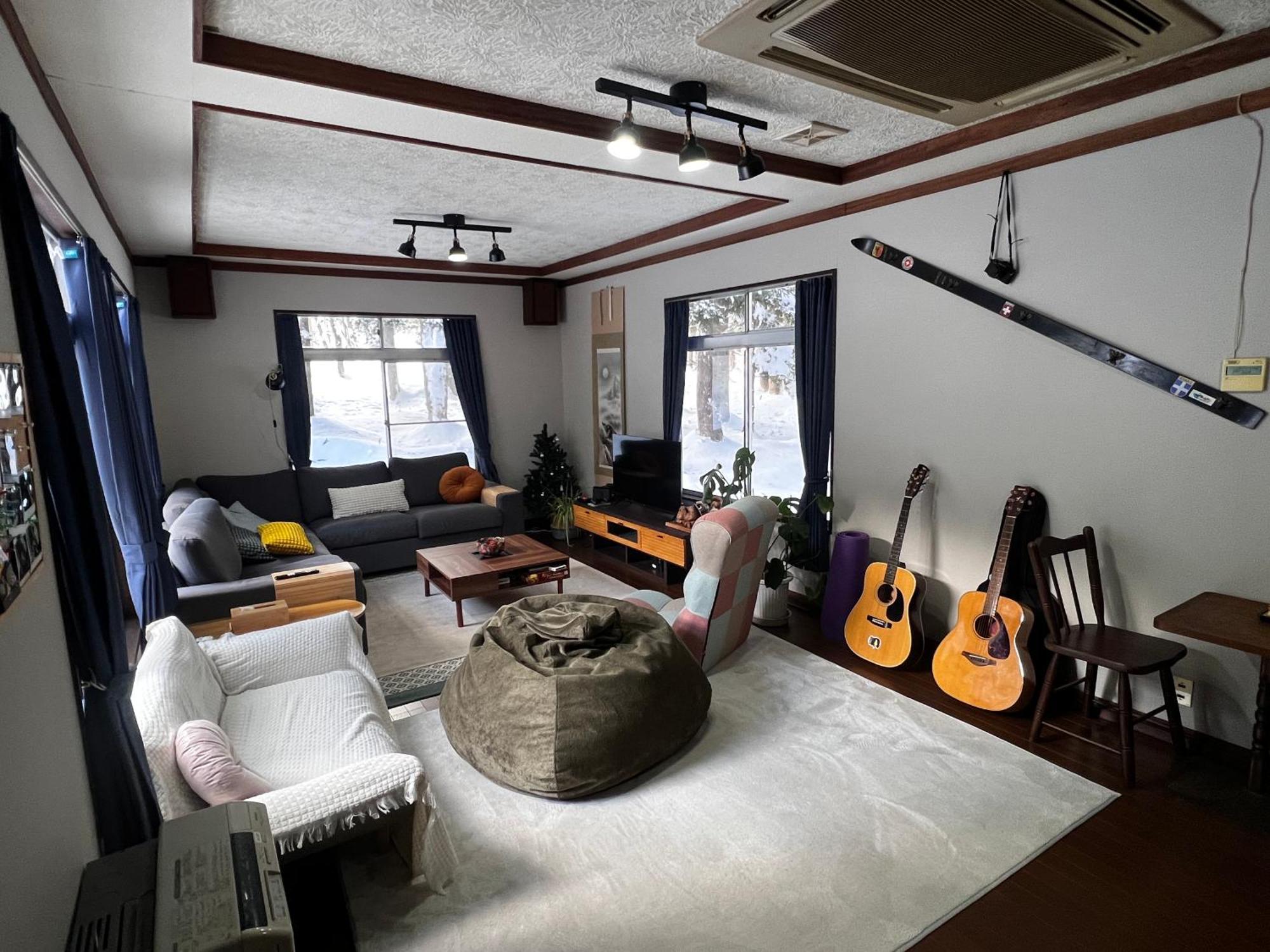Hotel Sneaky Peaks Hakuba Esterno foto
